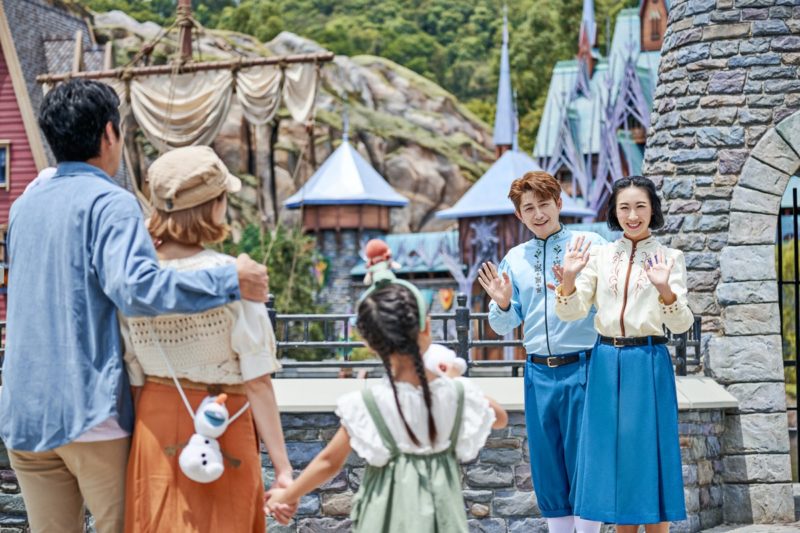 香港ディズニーランド・リゾートがアナと雪の女王テーマの「ワールド・オブ・フローズン」アトラクション、レストラン、キャラクター、コンセプトムービーを公開！