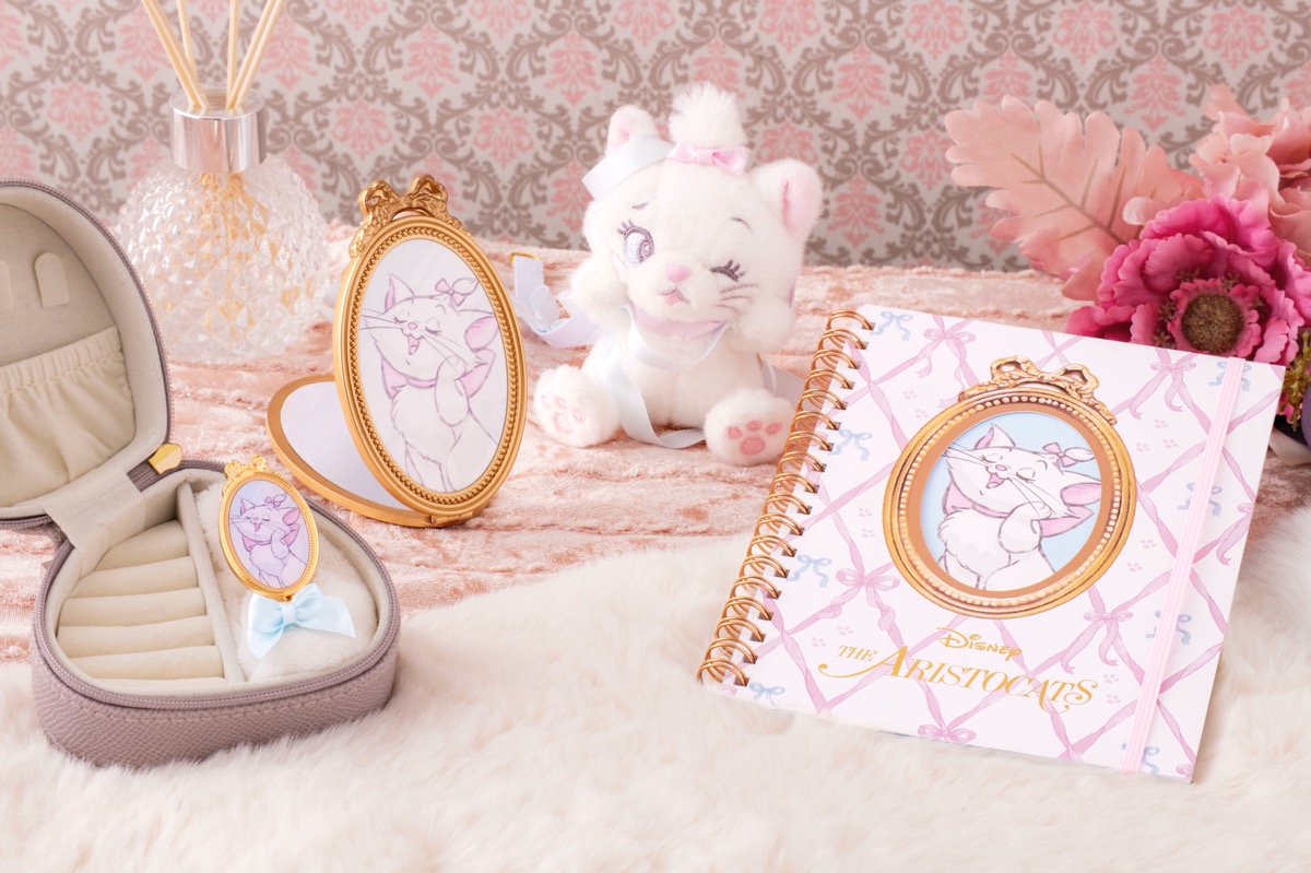 東京ディズニーリゾートからちょっぴり大人っぽく上品なマリーのグッズ 