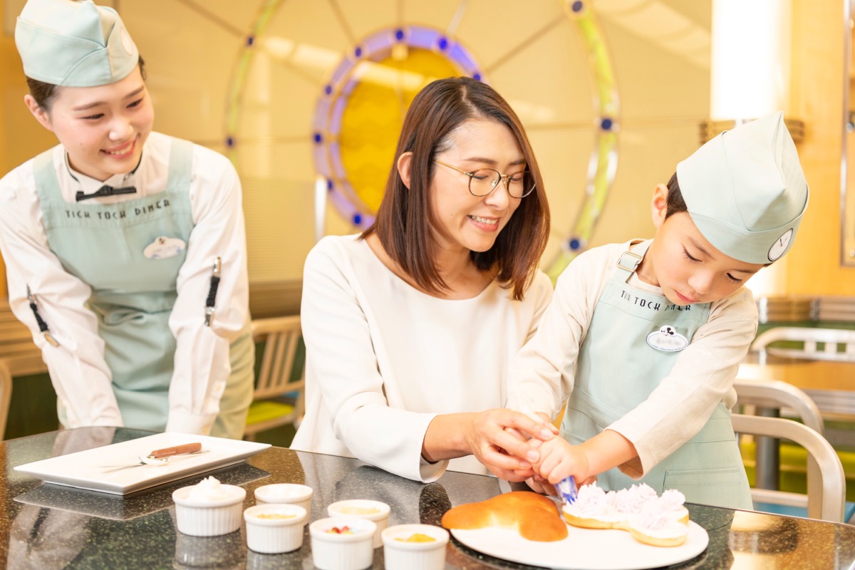 秋の「ディズニーホテル」ワクワクするプランや館内でのお楽しみスポットをご紹介！