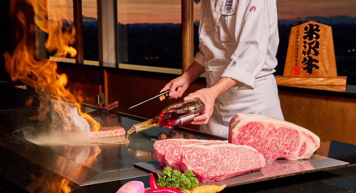 食欲の秋はホテル地上72mで贅沢国産牛・和牛を堪能！ランチ「肉量1.5倍」＆ディナー「A5等級・米沢牛」半額の特別企画が9/1より開催