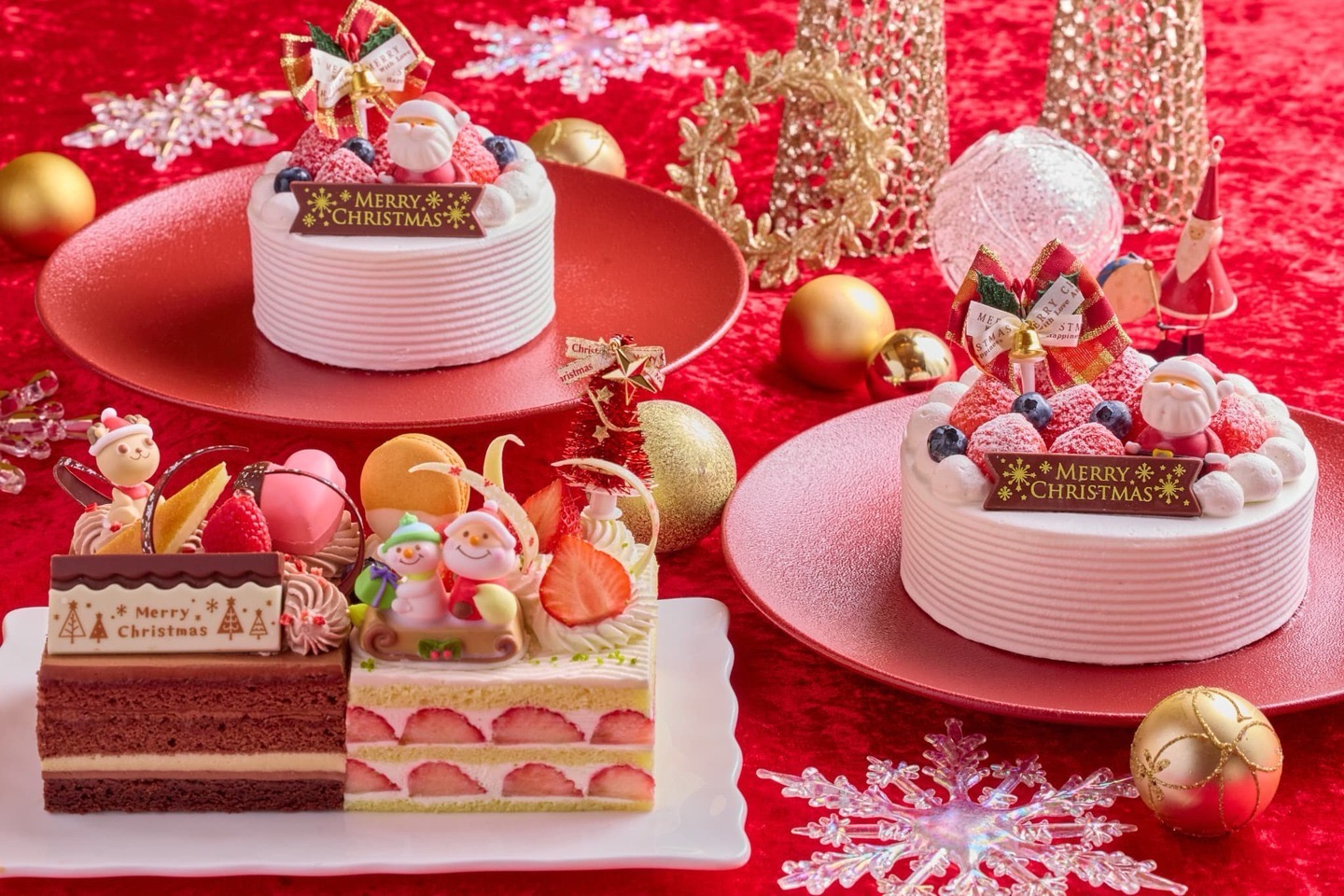 【浦安ブライトンホテル東京ベイ】2026年クリスマスケーキ予約スタート！苺を丸ごとサンドした王道ケーキ＆贅沢アソートが登場